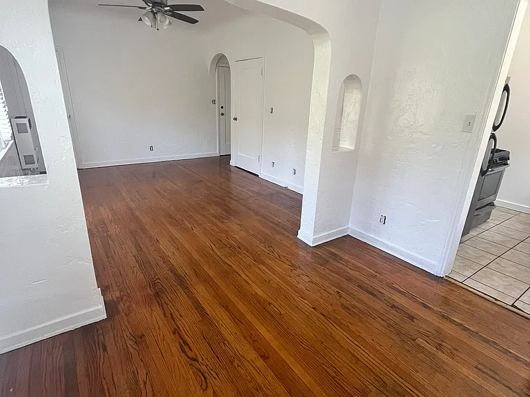 4243 Monroe St #5/8 — Photo 13