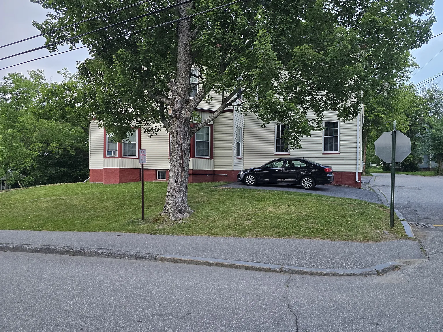 72 Central St — Photo 2
