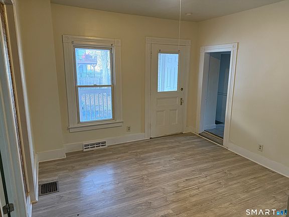 3rd image of 53-55 Maple Street