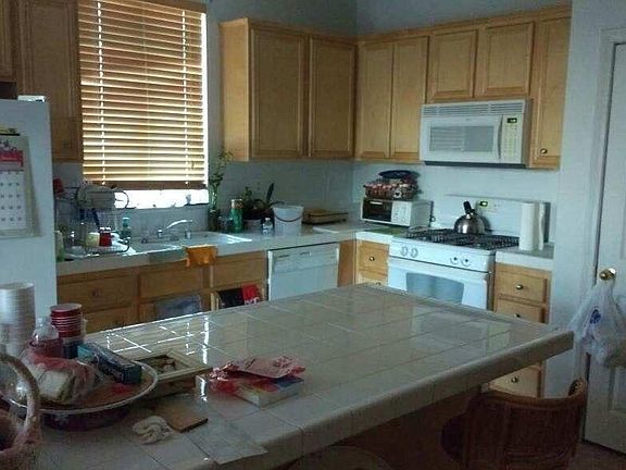 Kitchen with island
