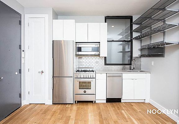 3rd image of 423 Marcus Garvey Blvd APT 4F