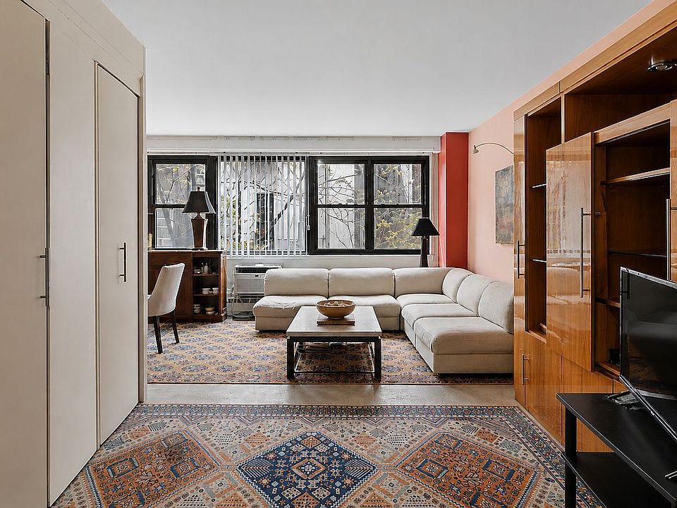 1st image of 210 E 15th St APT 6D