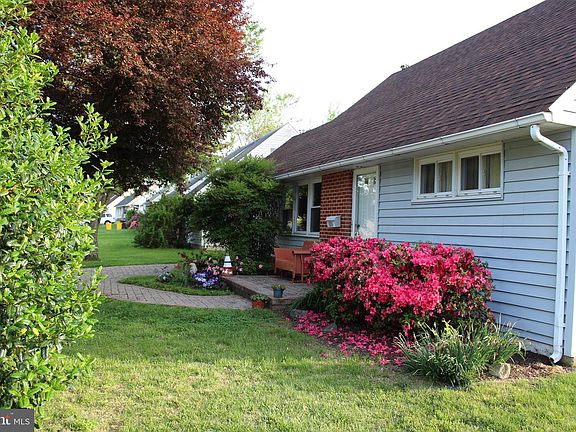 3rd image of 106 Whip Ln