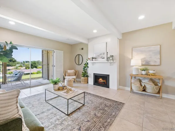 1812 Fairway Circle Dr, San Marcos, CA 92078