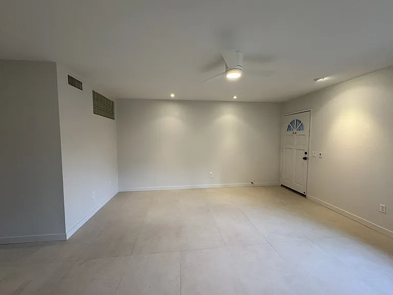 1854 N Mira Loma Way — Photo 2
