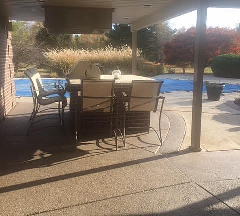 Outdoor entertainment area