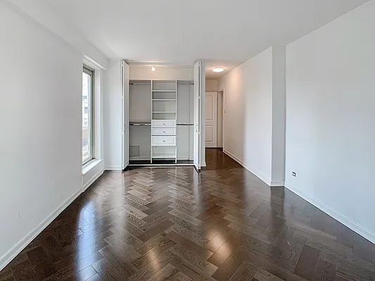 Rented by Halstead Real Estate | media 33