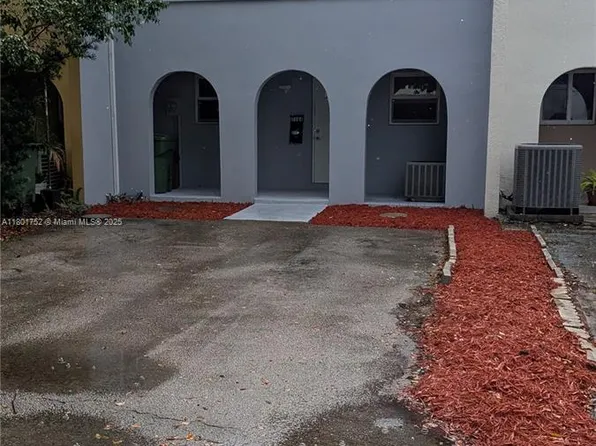 7184 W 3rd Ave, Hialeah, FL 33014