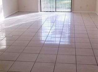 9712 Shadow Wood Blvd, Coral Springs, FL 33071