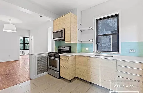 14 Maujer St #SEVEN Photo 1