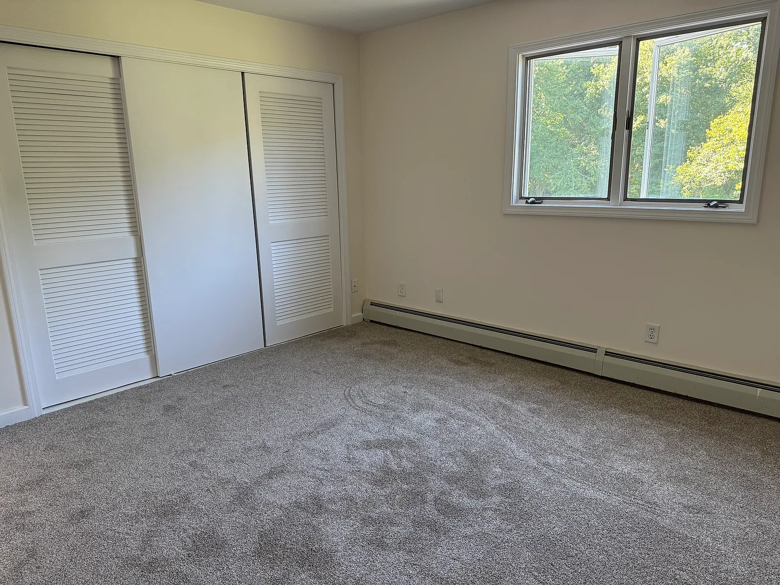 3 bed, 1600 sqft, $2,500 — Photo 4