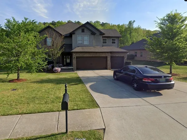 3261 Cahaba Manor Dr, Trussville, AL 35173