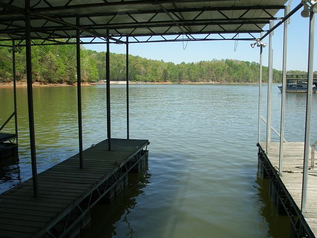 2nd image of 6332 Falcon Ln