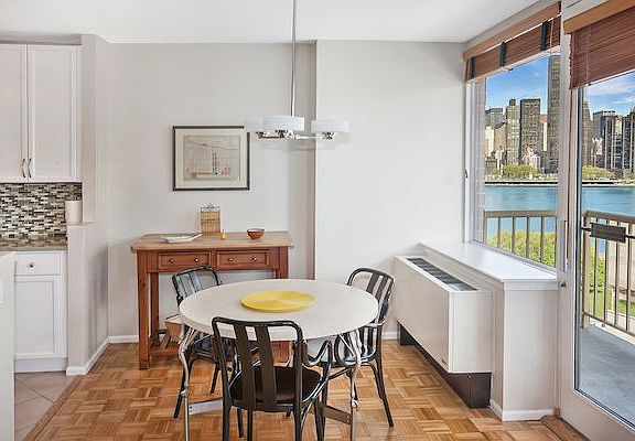 2nd image of 474 48th Ave APT 12C
