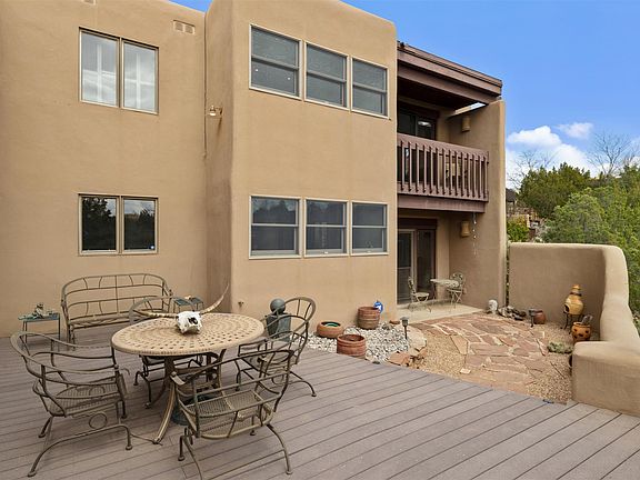5th image of 656 La Viveza Ct