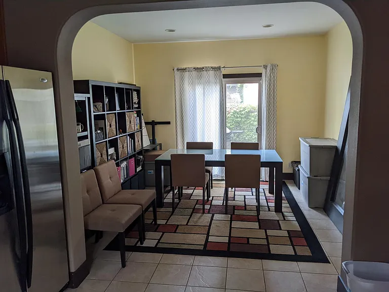 1208 Jardine Ct — Photo 8
