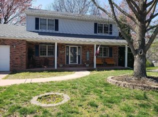 203 Southridge Dr, O Fallon, IL 62269