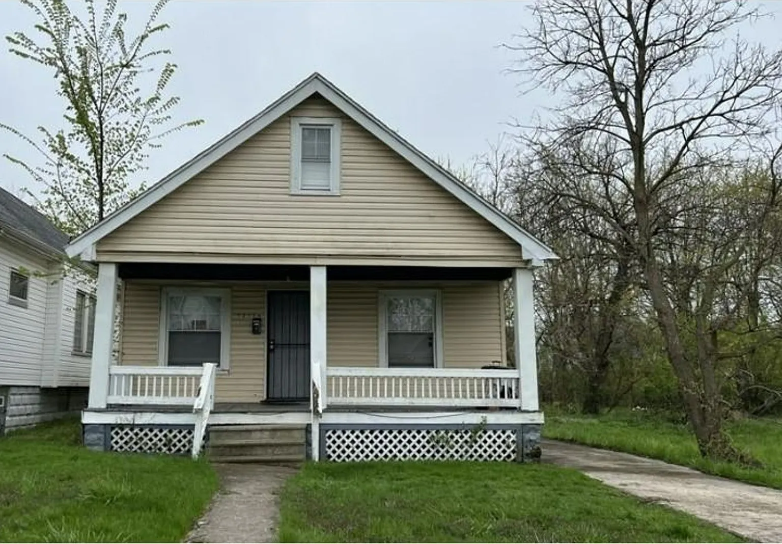 Completely Remodeled Single-Family Home! — Photo 2