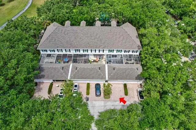 3 bed, 2.5 bath, 1800 sqft, $5,400 — Photo 1