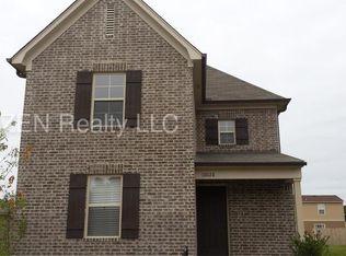 10028 Branley Oak Dr, Cordova, TN 38016