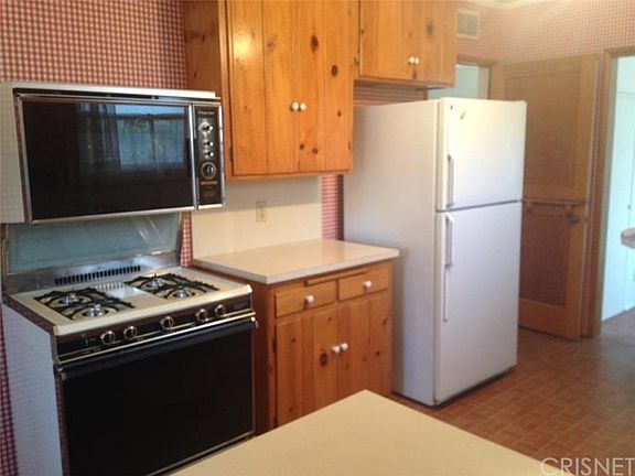 2nd image of 5843 Costello Ave