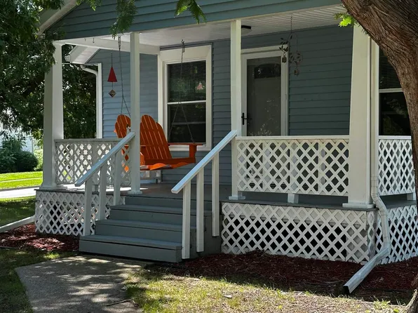 1211 W Pickard St, Mount Pleasant, MI 48858