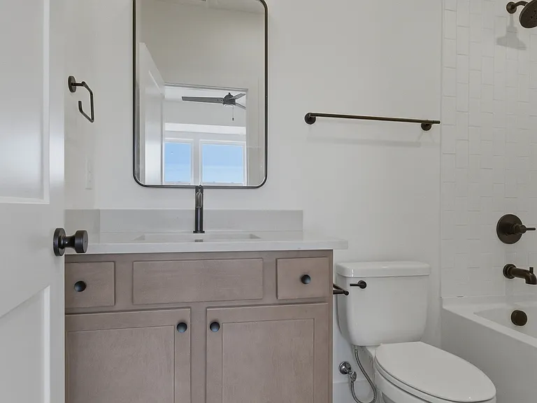 3965 Clifton Ave — Photo 22