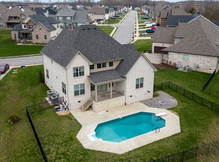 1036 Chagford Dr, Clarksville, TN 37043