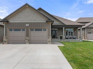 24 Peachtree Ln, Chatham Kent, ON N7L0G3