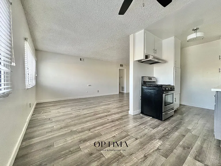 630 Fir Avenue — Photo 6