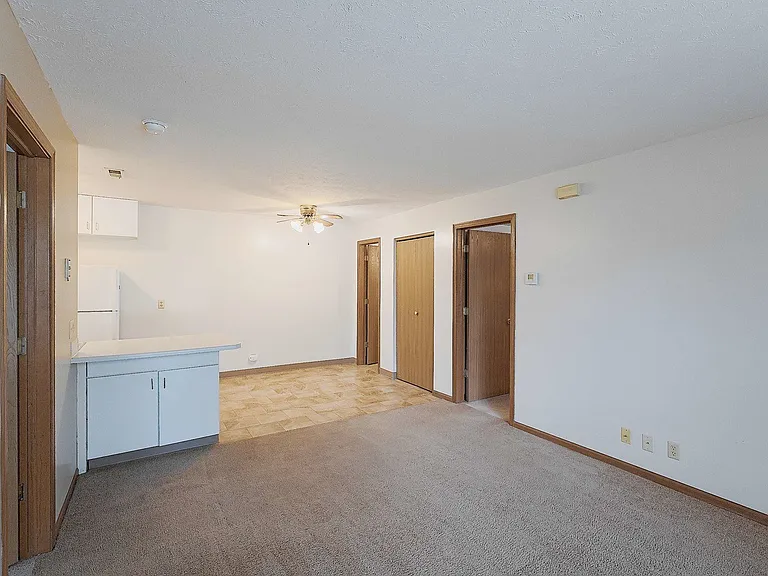 2221 S Street — Photo 17