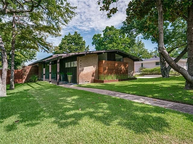 1st image of 9745 Wisterwood Dr