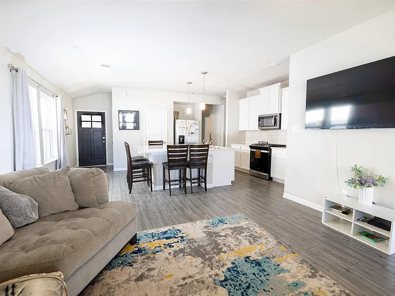 7155 Blue Oak Dr — Photo 4