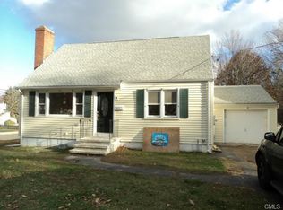 157 Meadow St, Milford, CT 06461