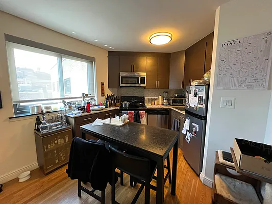 Rented by AZ REALTY NYC LLC | media 16