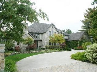 1669 Abbotsford Green Dr, Powell, OH