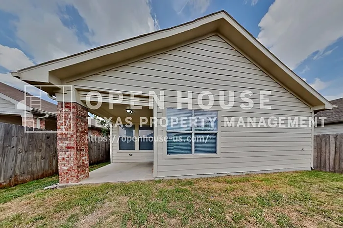 2128 Ingrid Ln — Photo 18