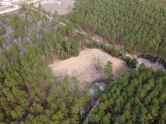 2nd image of 347 Peachtwig Rd