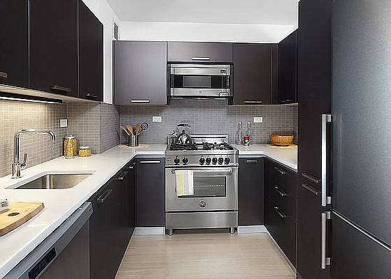 4th image of 222 E 39th St APT 16B