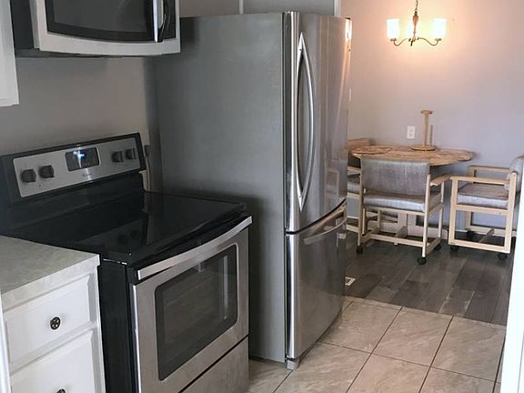 4th image of 718 Stokely Lane