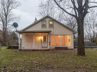 4146 E Williamson Rd, Marion, NY 14505