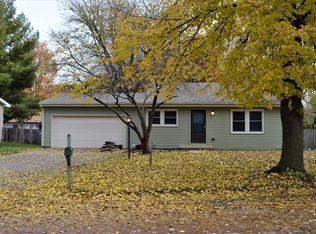 2316 Hackberry Ct, Champaign, IL 61821