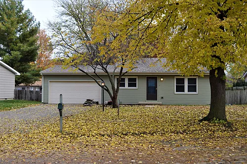 2316 Hackberry Ct Photo 1