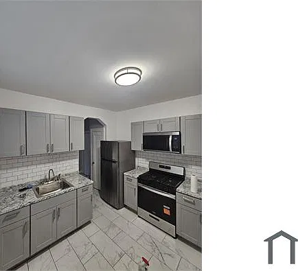 204 Eastern Pkwy #1R