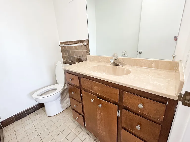 3415 W End Ave #212 — Photo 14