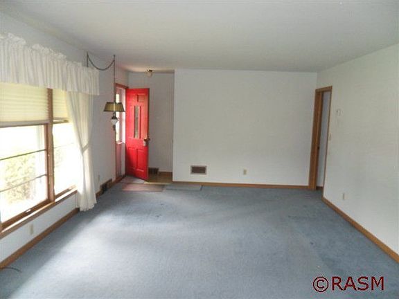 3rd image of 324 N Washington Ave