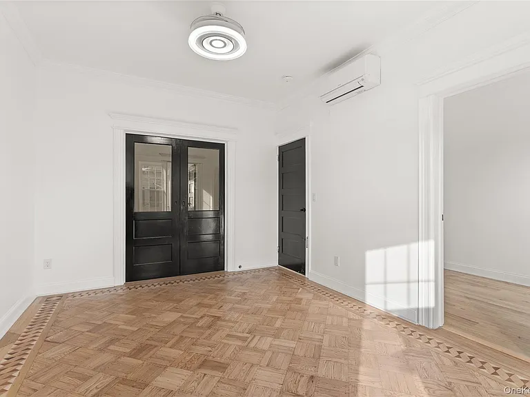 6133 Palmetto St — Photo 11