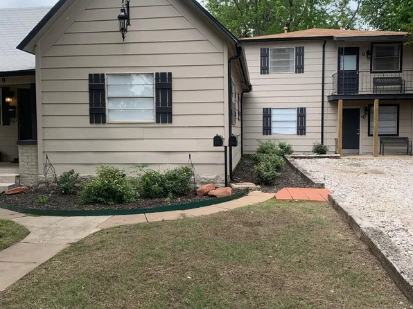 9 E Thatcher St #B, Edmond, OK 73034