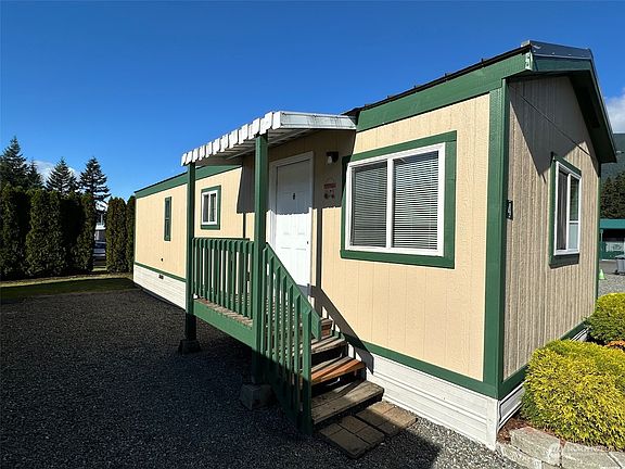 5th image of 45800 SE North Bend Way #4