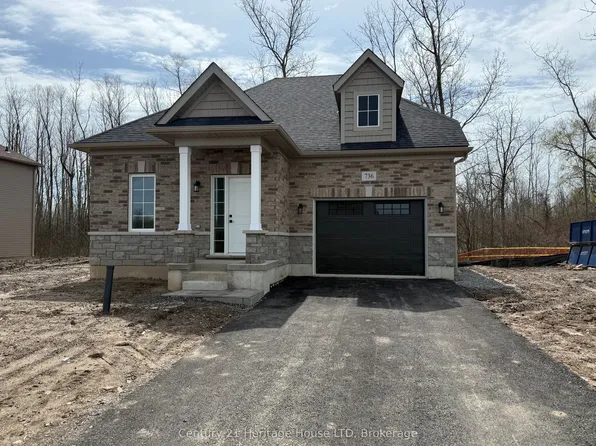 736 Burwell St, Fort Erie, ON L2A 0E2